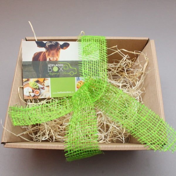 781_Regional-einkaufen-online-bestellen-geschenkkorb-verpackung.jpg